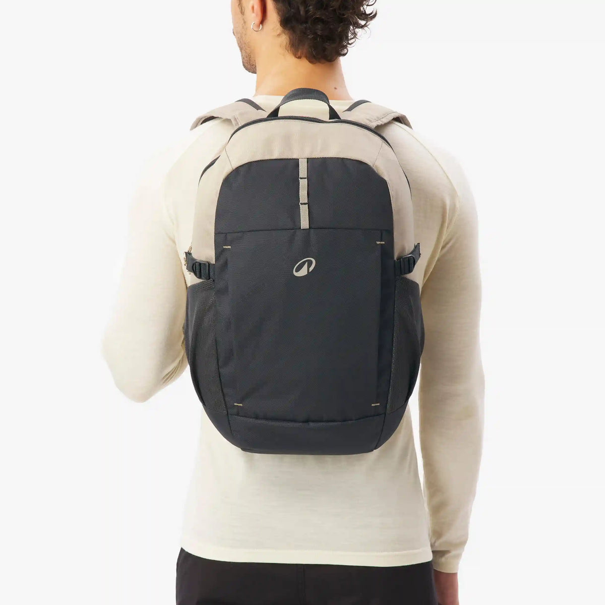 Quechua 100 Arpenaz 20L Hiking Backpack